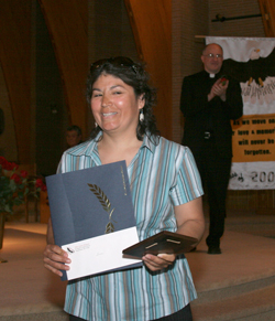 Teresa Estes the 2007 distinguished alumna